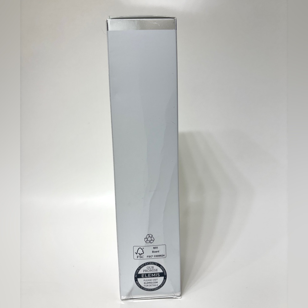Elemis Dynamic Resurfacing Facial Wash Skin Cleanser - 200ml 6.7oz - Picture 10 of 12
